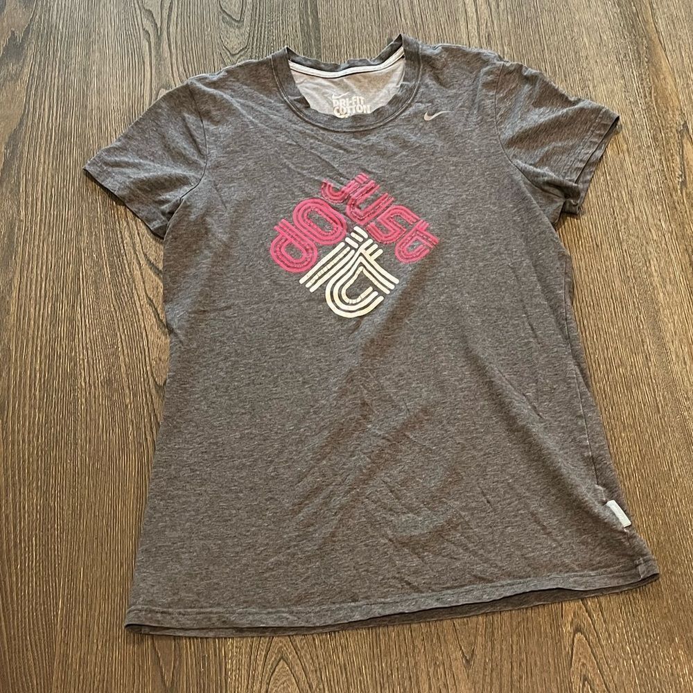 Nike Dri-FIT Cotton Tee Just Do It Gray Pink Graphic Short Sleeve Size L